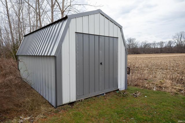 4934 N 650 E Road, Rochester, IN 46975