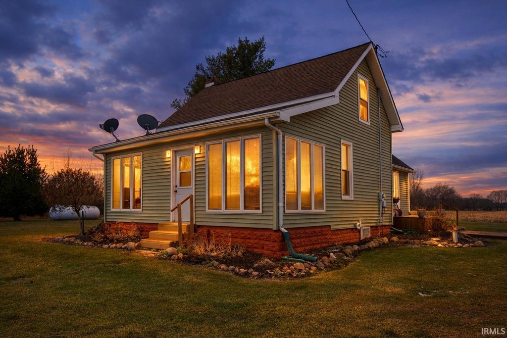 4934 N 650 E Road, Rochester, IN 46975