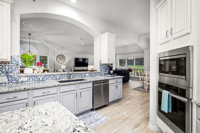 861 Santa Cruz LN, New Braunfels, TX 78132