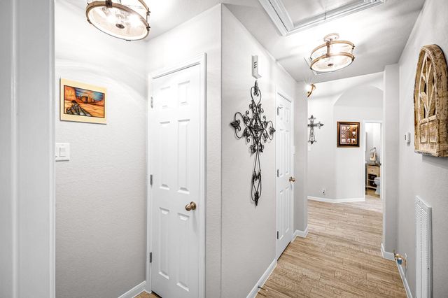 861 Santa Cruz LN, New Braunfels, TX 78132