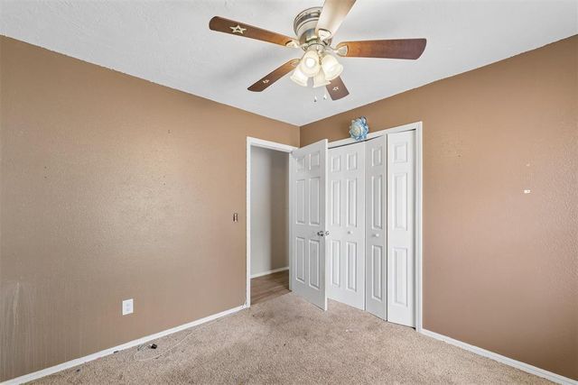 207 Del Mar Drive, Yukon, OK 73099