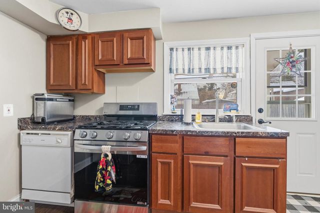 116 WHITEHALL, Norristown, PA 19403