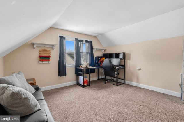 116 WHITEHALL, Norristown, PA 19403