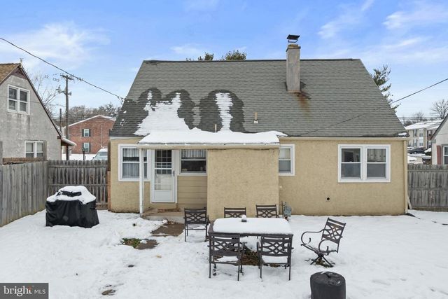 116 WHITEHALL, Norristown, PA 19403