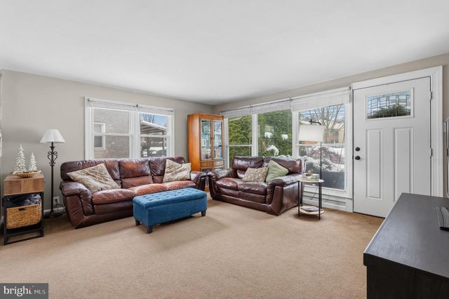 116 WHITEHALL, Norristown, PA 19403