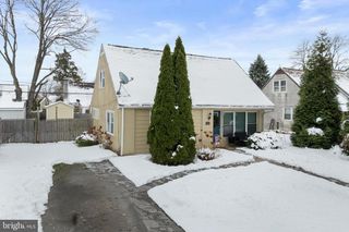 116 WHITEHALL, Norristown, PA 19403