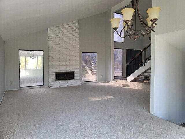 1112 N Scenic Drive, Porterville, CA 93257