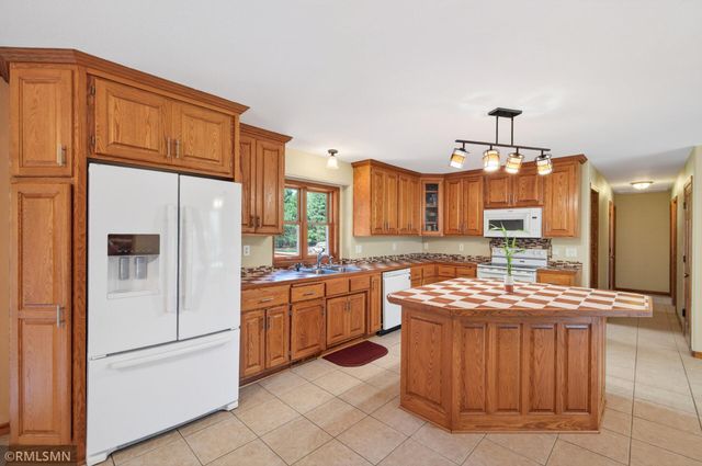 18115 Bender Street NE, Columbus, MN 55025