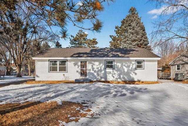 2216 Yellowstone Trail, Brooklyn Park, MN 55444
