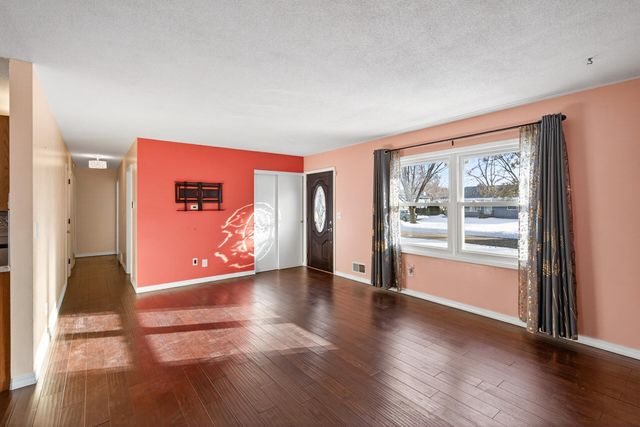 2216 Yellowstone Trail, Brooklyn Park, MN 55444