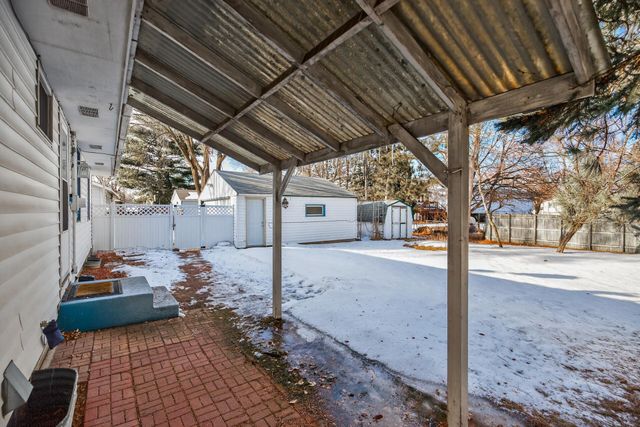 2216 Yellowstone Trail, Brooklyn Park, MN 55444