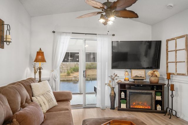 218 Landing Rd Apt G, North Myrtle Beach, SC 29582