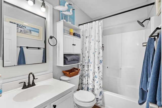 218 Landing Rd Apt G, North Myrtle Beach, SC 29582