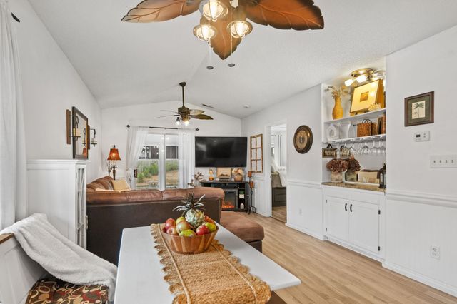 218 Landing Rd Apt G, North Myrtle Beach, SC 29582