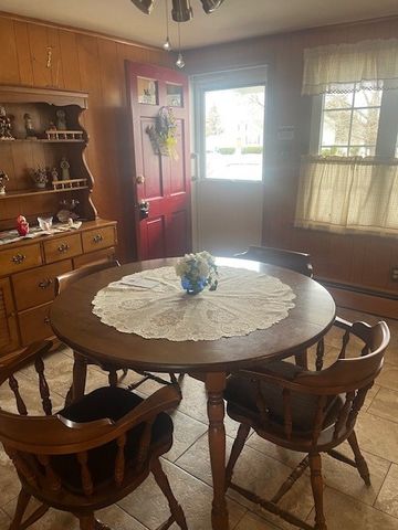 33 Van Buren Street, Warwick, RI 02888