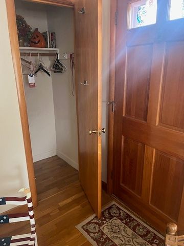 33 Van Buren Street, Warwick, RI 02888