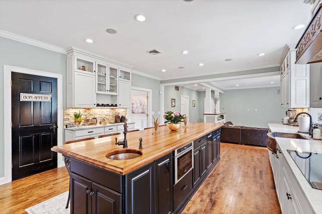 40 Bigelow Drive, Sudbury, MA 01776