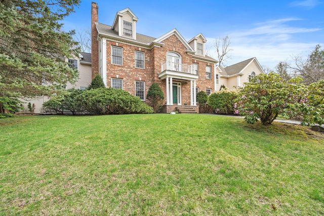 40 Bigelow Drive, Sudbury, MA 01776