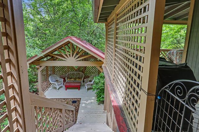 289 Doc Thomas Ridge Road, Blairsville, GA 30512