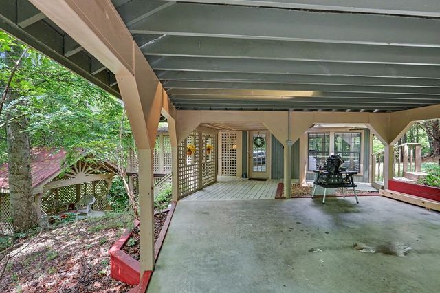 289 Doc Thomas Ridge Road, Blairsville, GA 30512