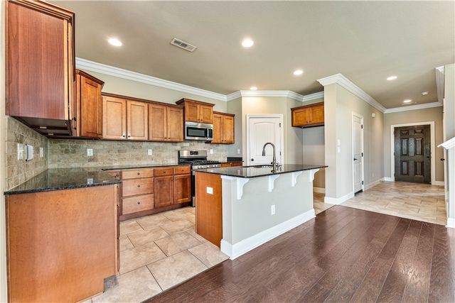 1402 Gooseneck Lane, Cave Springs, AR 72718