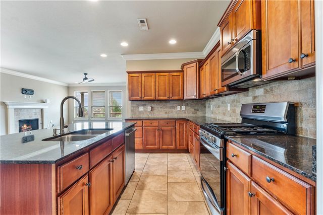 1402 Gooseneck Lane, Cave Springs, AR 72718
