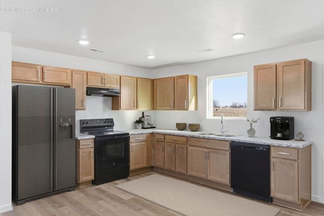 821 Hoffman Hills Boulevard, Willard, MO 65781