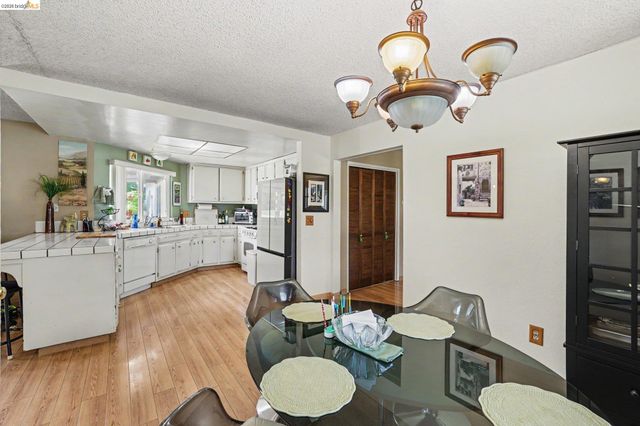 2366 Glendale Cir, Antioch, CA 94509