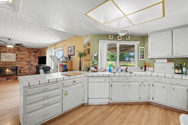 2366 Glendale Cir, Antioch, CA 94509