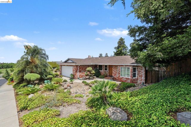 2366 Glendale Cir, Antioch, CA 94509