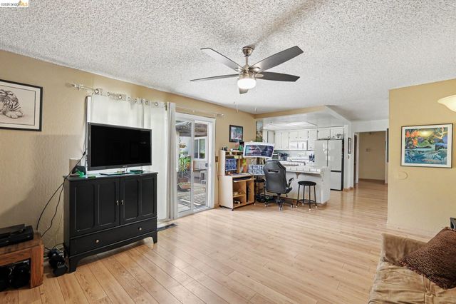 2366 Glendale Cir, Antioch, CA 94509