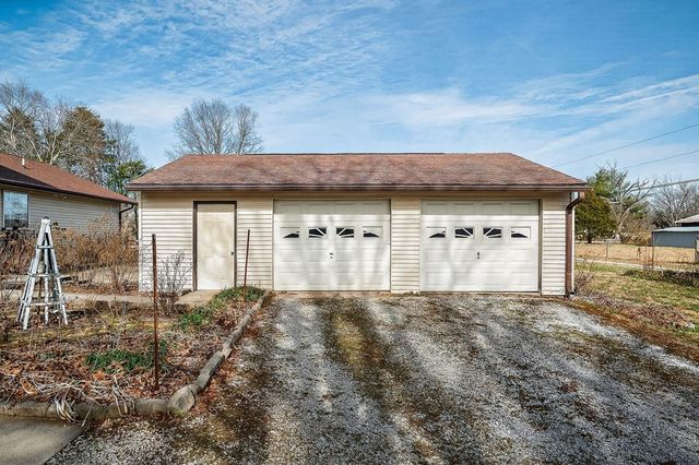 5461 Buffalo Valley Rd, Cookeville, TN 38501