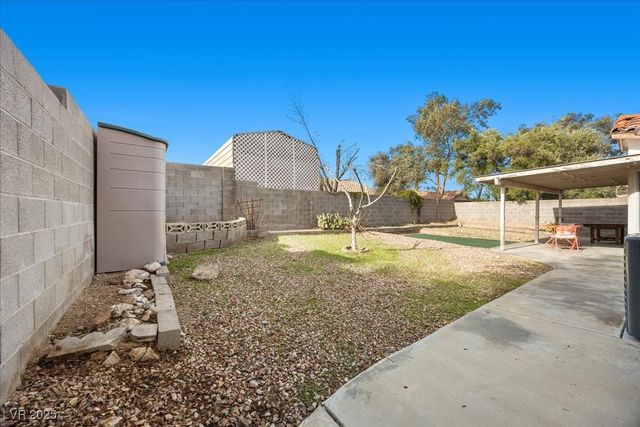 727 Triple Crown Street, Henderson, NV 89015