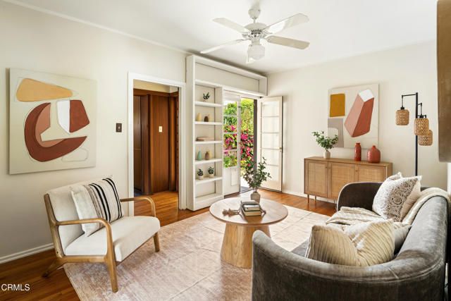 1364 N Harding Avenue, Pasadena, CA 91104