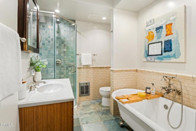 1364 N Harding Avenue, Pasadena, CA 91104