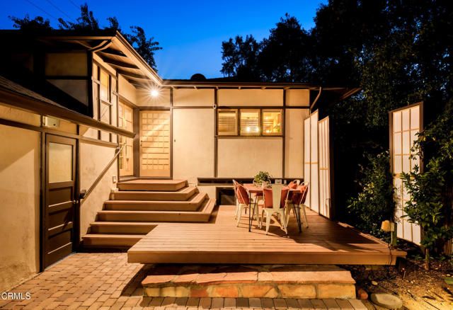 1364 N Harding Avenue, Pasadena, CA 91104