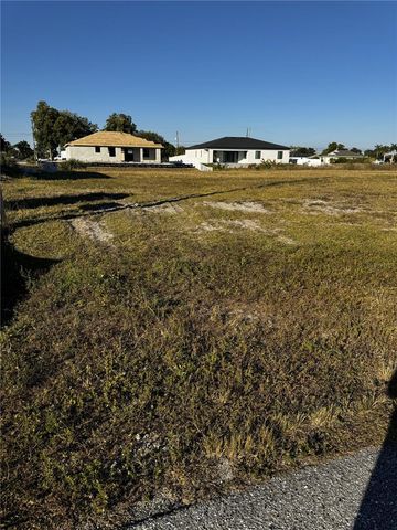 1715 NE 13TH TERRACE, Cape Coral, FL 33909