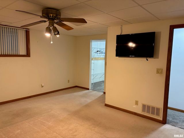 1249 WOODS Lane, Jacksonville, IL 62650