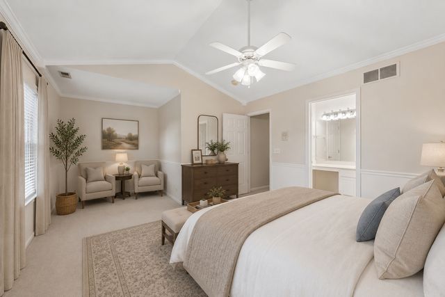 641 Bridle Court 641, Lakemoor, IL 60051