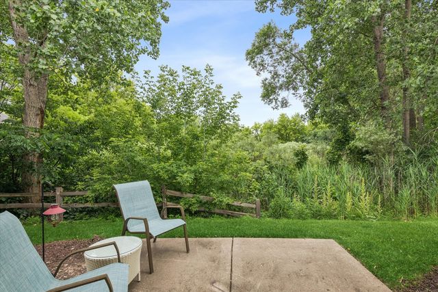 641 Bridle Court 641, Lakemoor, IL 60051