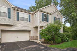 641 Bridle Court 641, Lakemoor, IL 60051