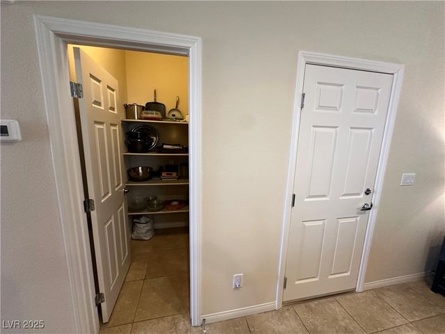 2707 ChinaBerry Hill Street, Laughlin, NV 89029