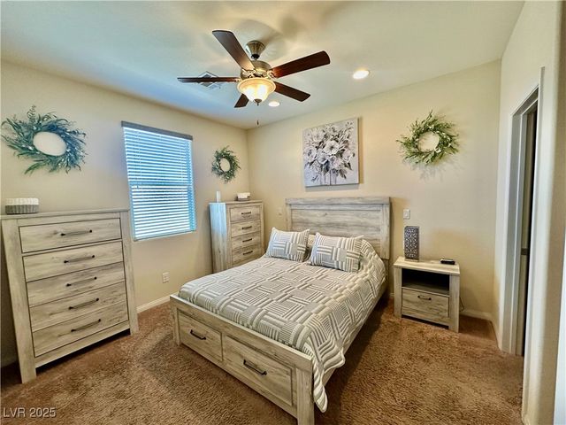 2707 ChinaBerry Hill Street, Laughlin, NV 89029