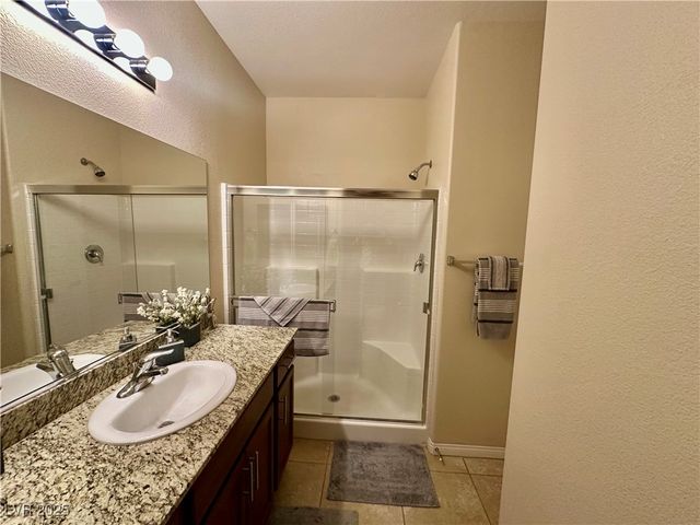 2707 ChinaBerry Hill Street, Laughlin, NV 89029