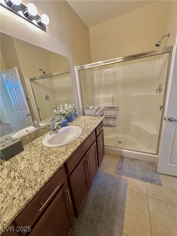 2707 ChinaBerry Hill Street, Laughlin, NV 89029