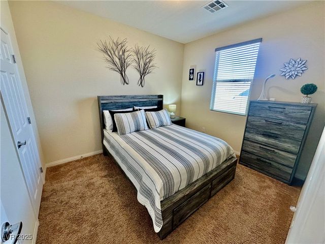 2707 ChinaBerry Hill Street, Laughlin, NV 89029