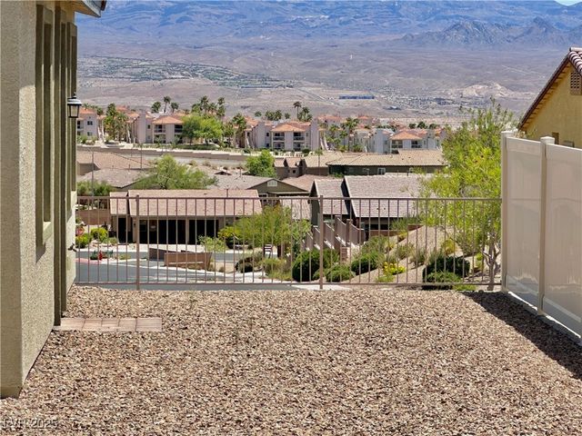 2707 ChinaBerry Hill Street, Laughlin, NV 89029