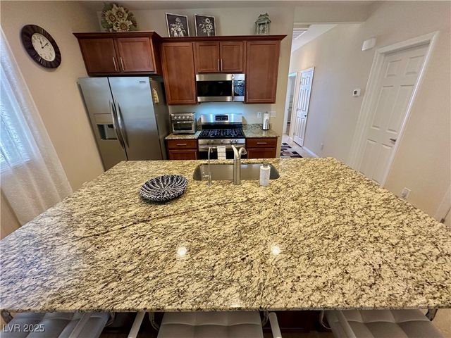 2707 ChinaBerry Hill Street, Laughlin, NV 89029