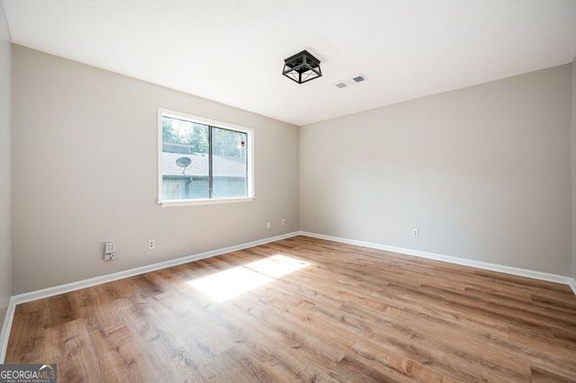 1650 Auden Lane NW, Norcross, GA 30093