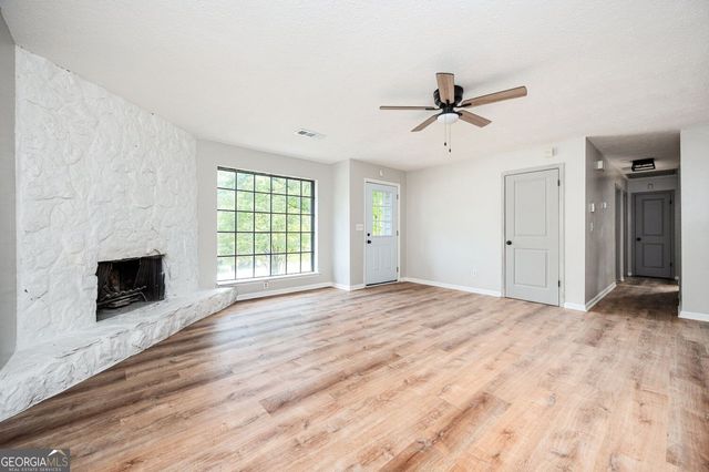 1650 Auden Lane NW, Norcross, GA 30093